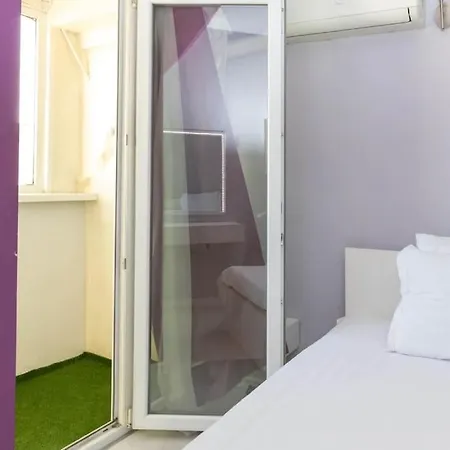 Sunny 2-bedroom Maisonette & Parking Lejlighed Varna