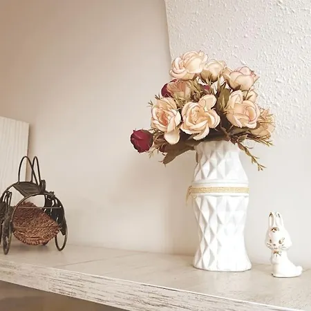 Sunny 2-bedroom Maisonette & Parking Appartement *